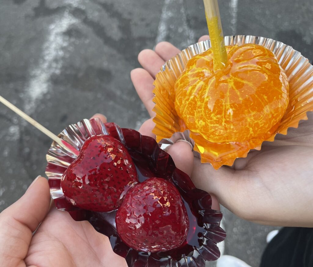 いちご飴とみかん飴